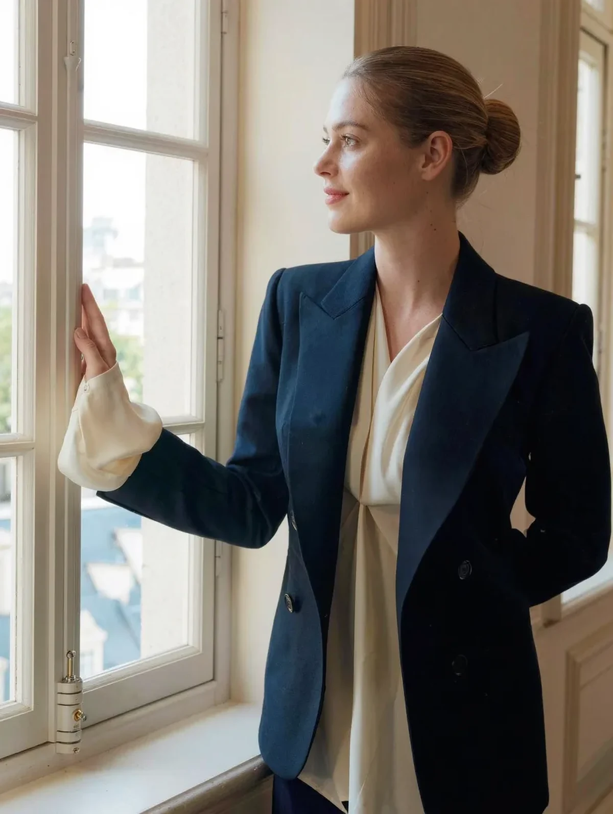 Why Your Navy Blazer Looks Tired After One Season